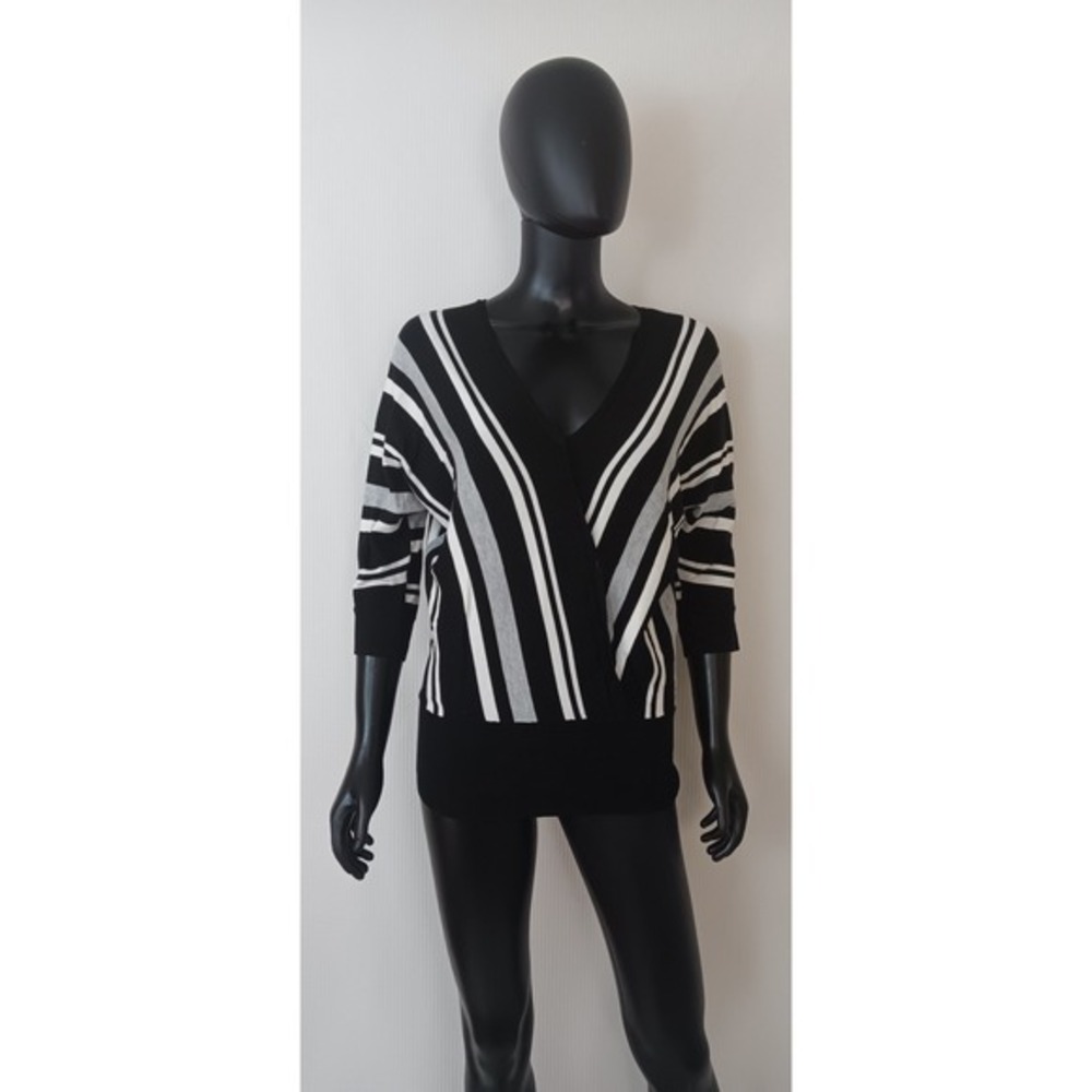 White House Black Market Womens XS Black White Striped V-Neck Blouse Top